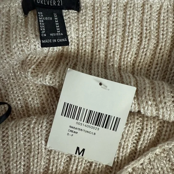 Distressed cream long sleeve tunic sweater medium NWT - Picture 2 of 3